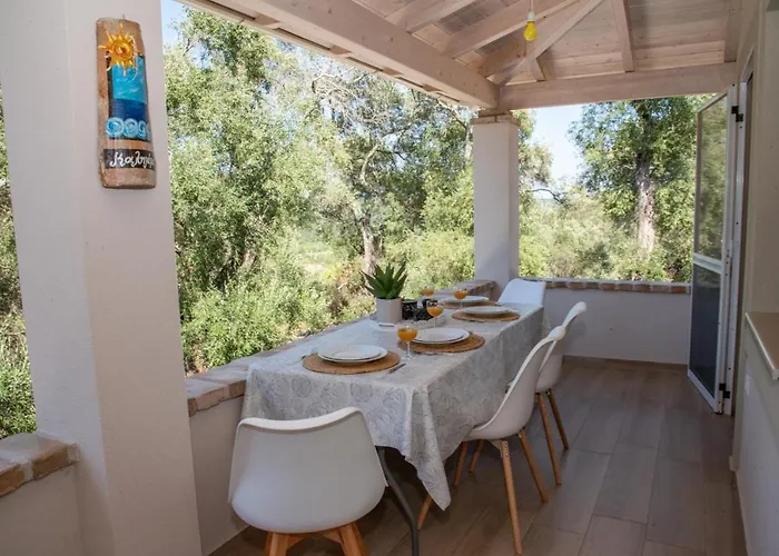Corfu Cicada House Лиападес