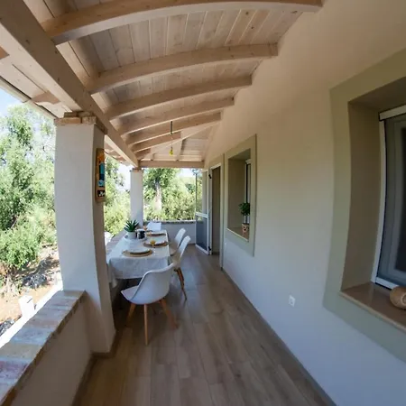 Σπίτι διακοπών Corfu Cicada House *